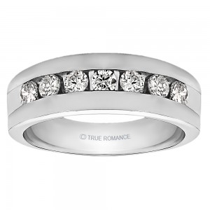 .98 RD DIA GENT_S RING  7 ROUND DIAMONDS